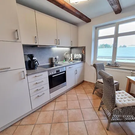 Bismarck - 71-06 Apartman